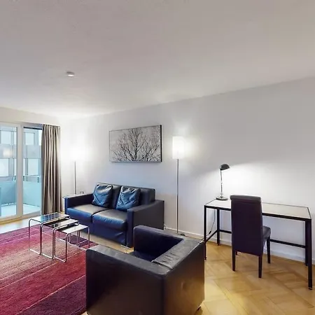 Apartment Bright 1 Bedroom Flat In The Centre *
