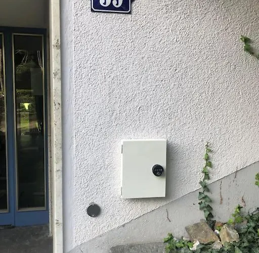 Bright 1 Bedroom Flat In The Centre *